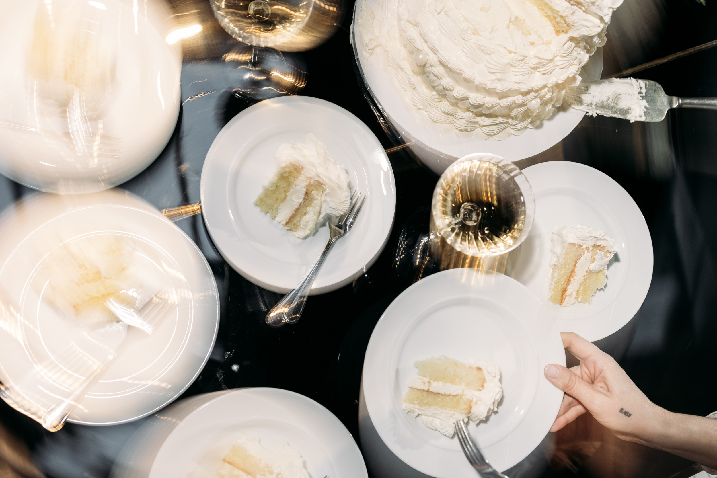 5-Old_Port_Montreal_Intercontinental_Wedding-Aliza-Dworkind-Photography-42